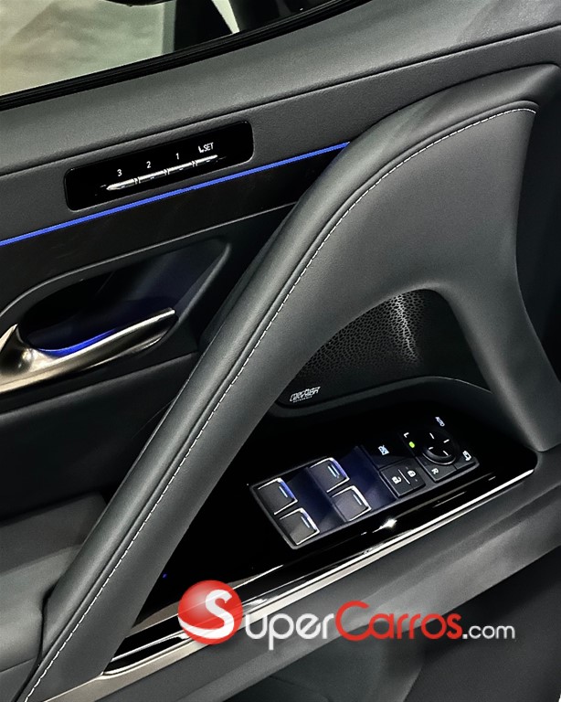 2024 Lexus LX 600 Luxury — foto 4 / 12