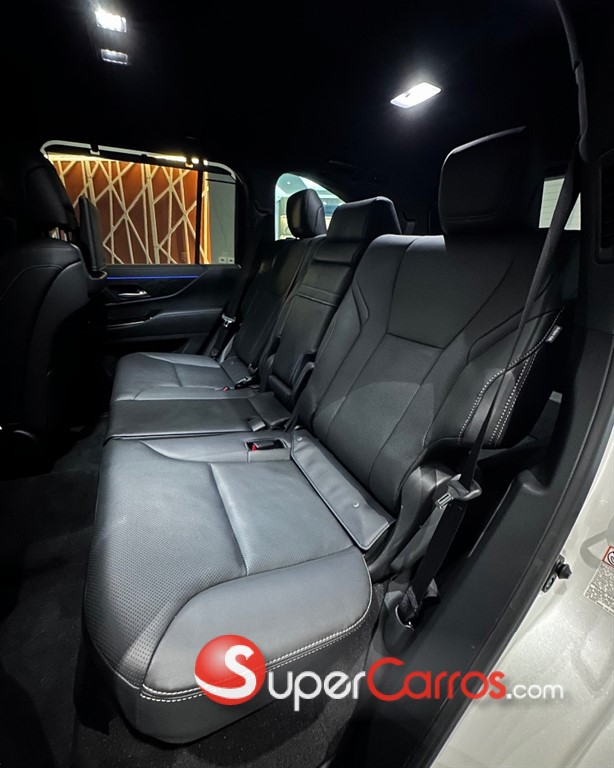 2024 Lexus LX 600 Luxury — foto 8 / 12