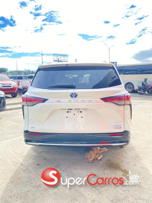 2021 Toyota Sienna Limited — foto 2 / 9