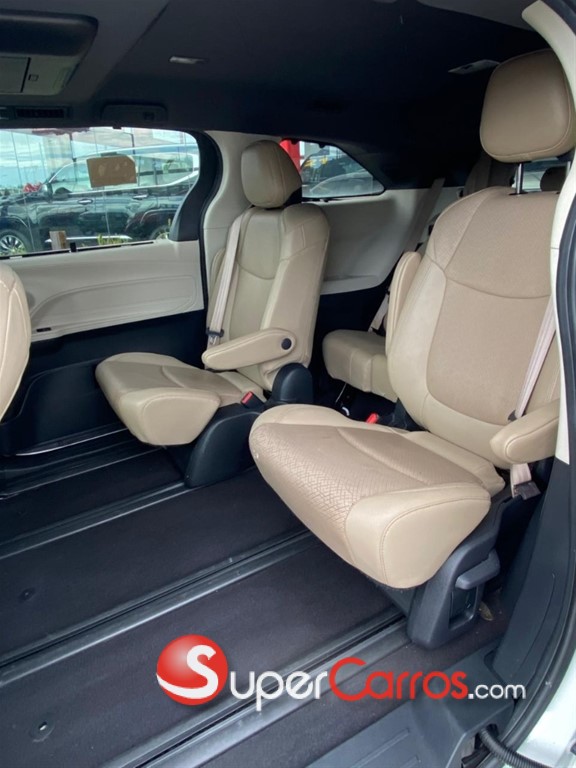 2021 Toyota Sienna Limited — foto 7 / 9