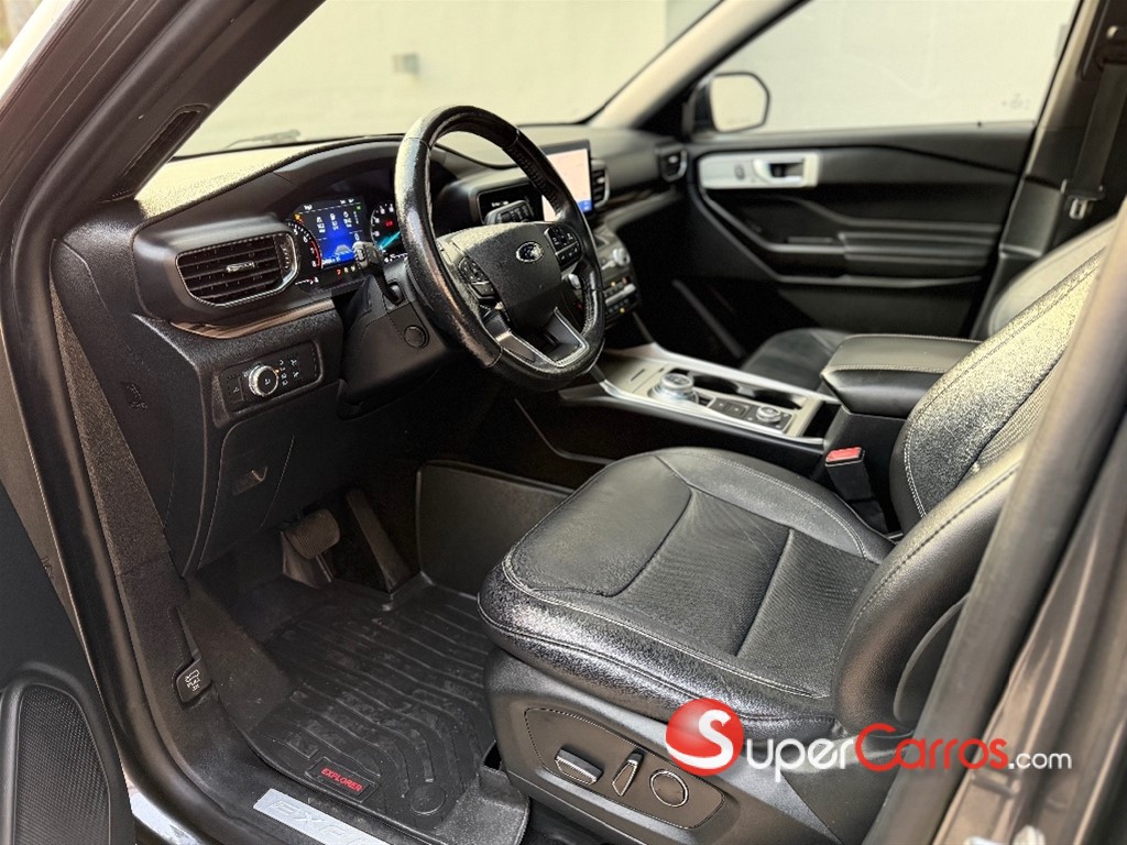 2020 Ford Explorer Limited — foto 9 / 12