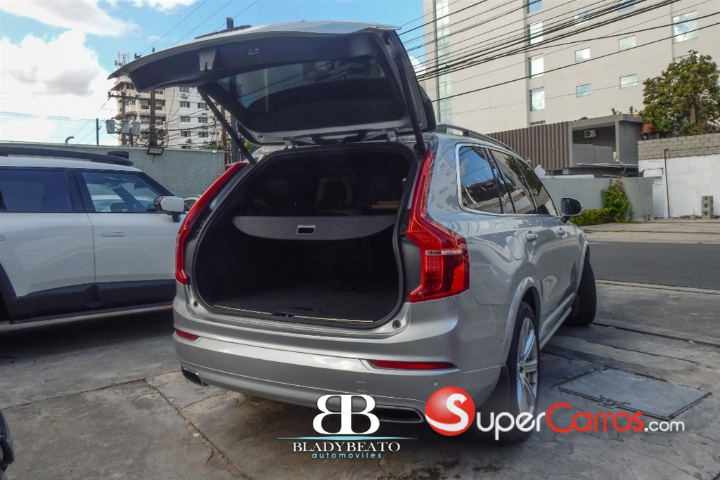 2018 Volvo XC90 Momentum T6 — foto 3 / 6