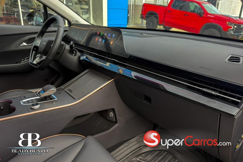 2026 OMODA C5 Luxury — foto 8 / 10