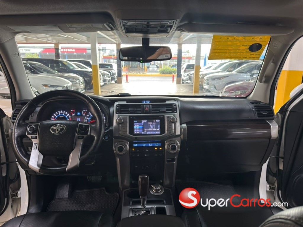 2014 Toyota 4 Runner Limited — foto 12 / 12