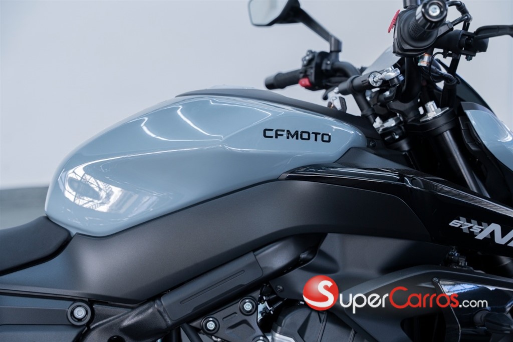 2026 CF Moto NK — foto 10 / 12