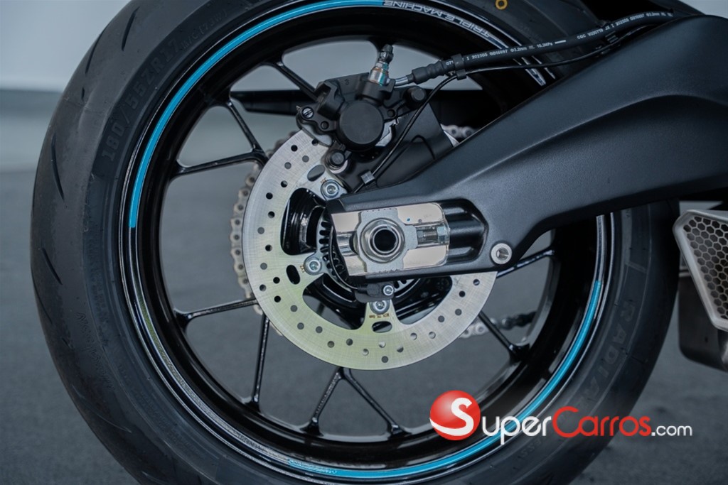 2026 CF Moto NK — foto 12 / 12