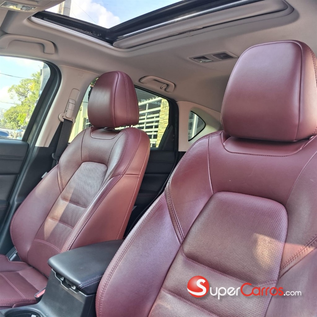 2021 Mazda CX-5 Carbon Edition — foto 7 / 10