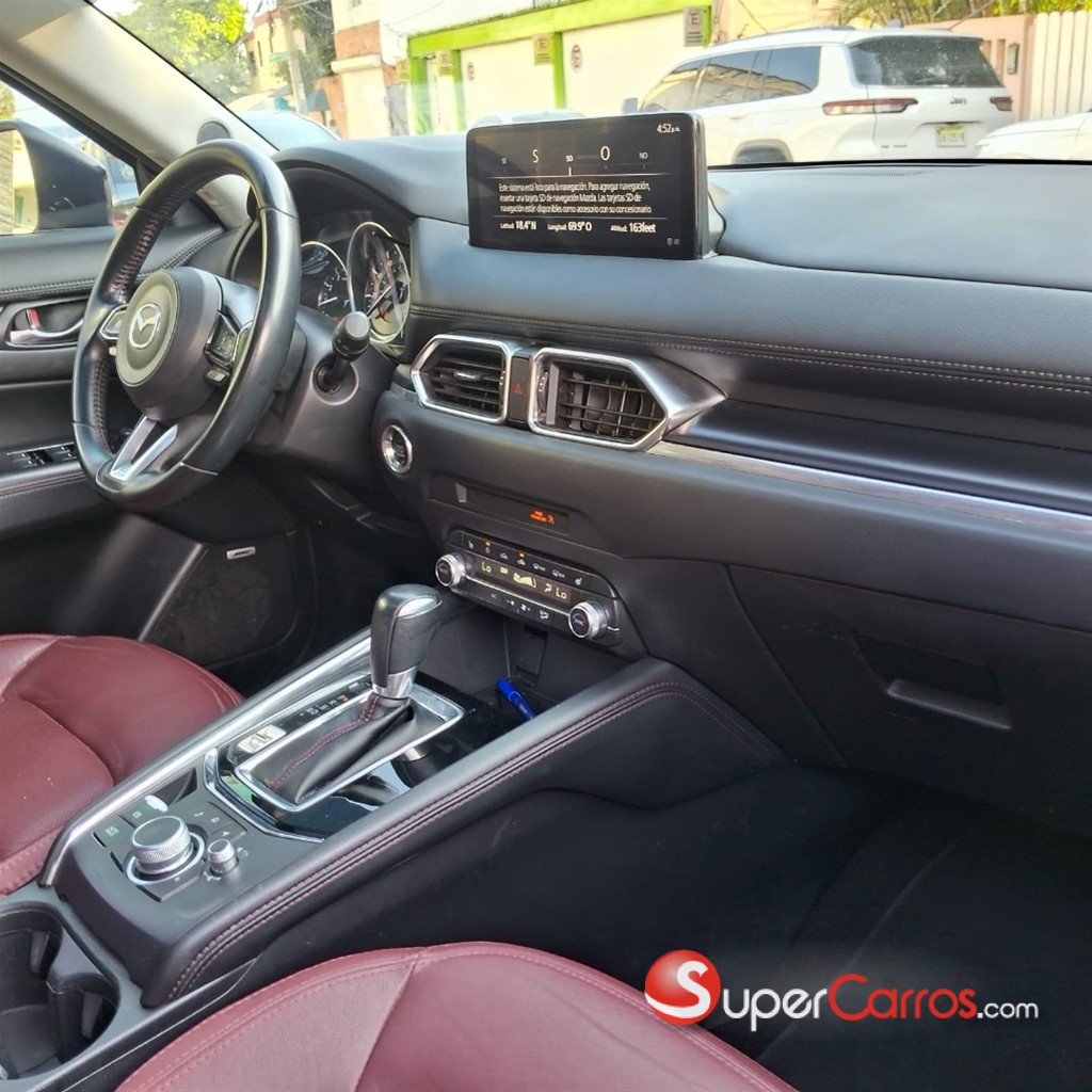 2021 Mazda CX-5 Carbon Edition — foto 9 / 10