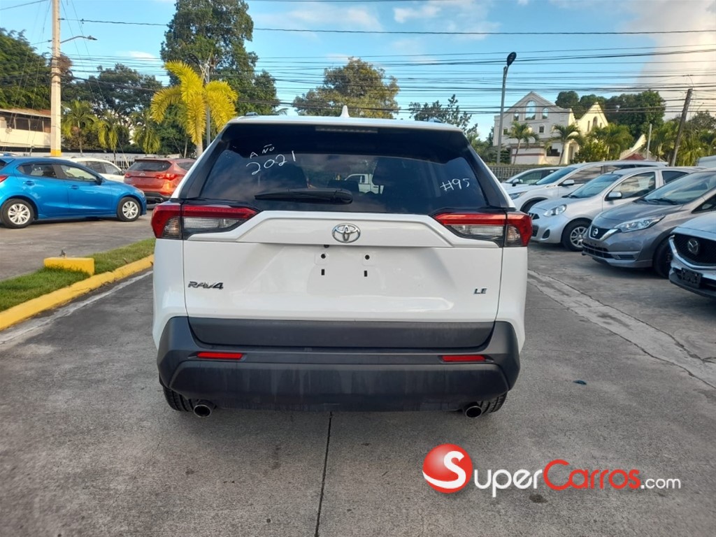 2021 Toyota RAV4 LE — foto 10 / 11
