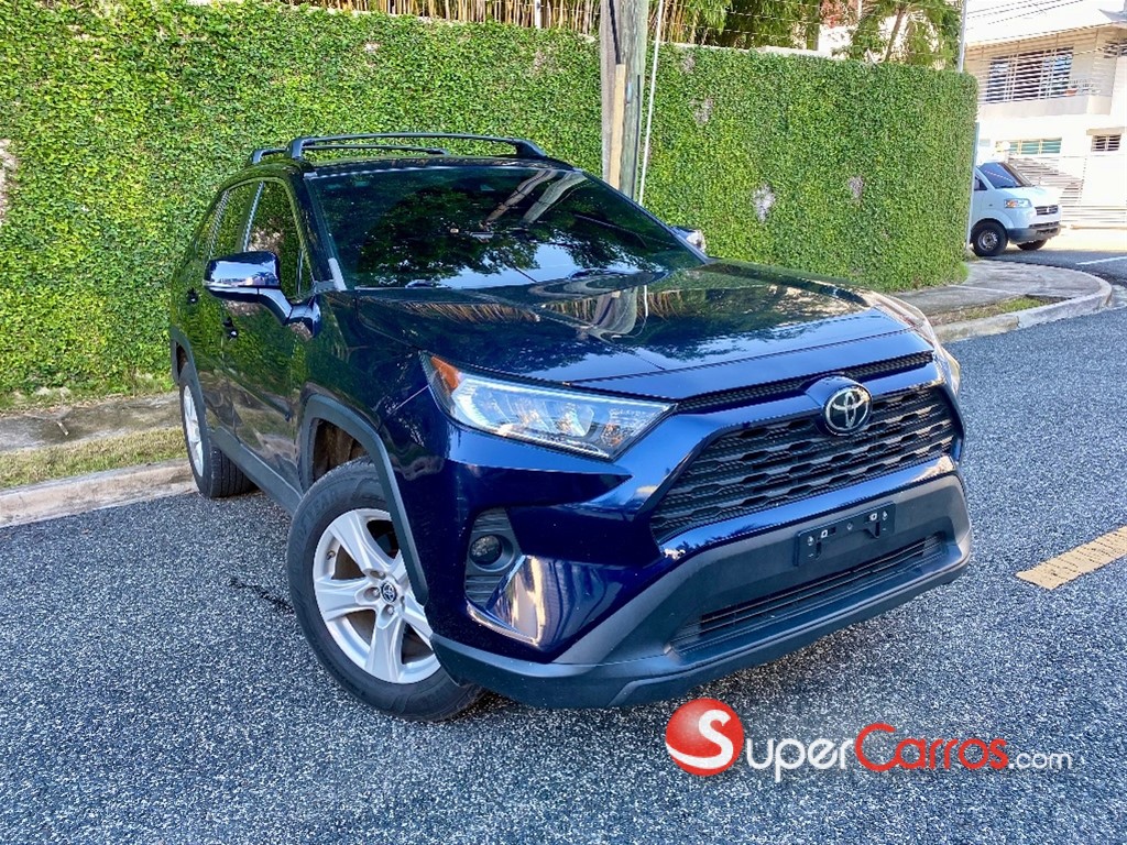 2021 Toyota RAV4 XLE — foto 3 / 11