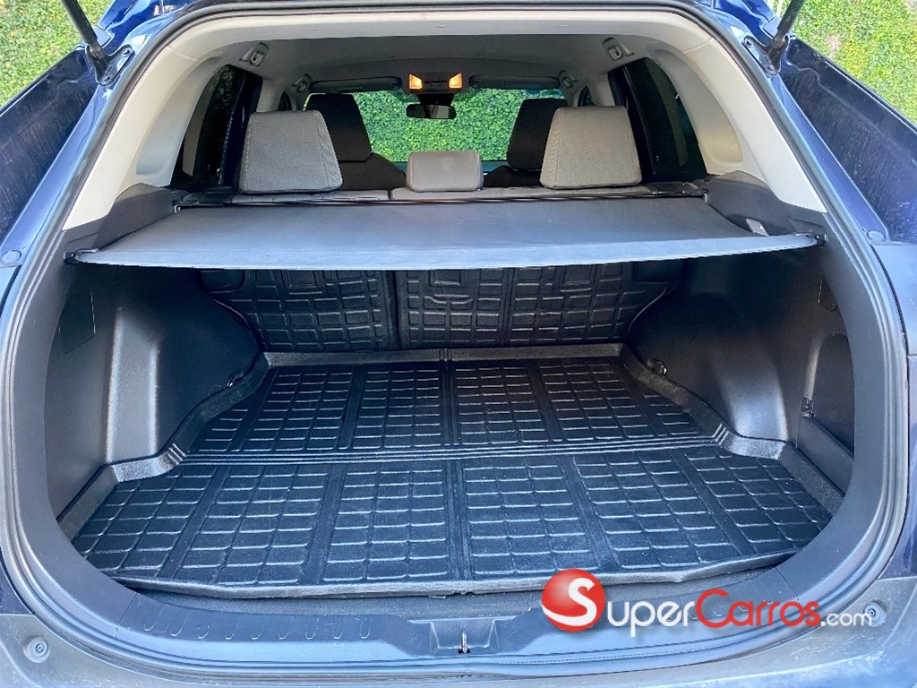 2021 Toyota RAV4 XLE — foto 10 / 11