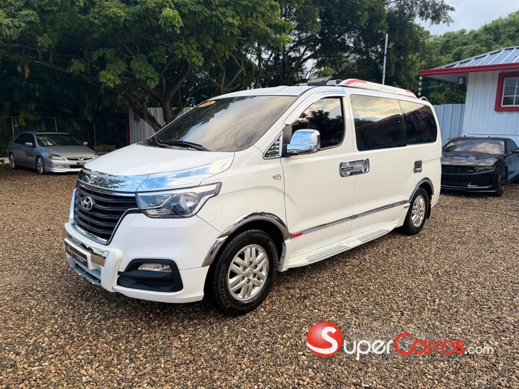 2021 Hyundai Grand Starex