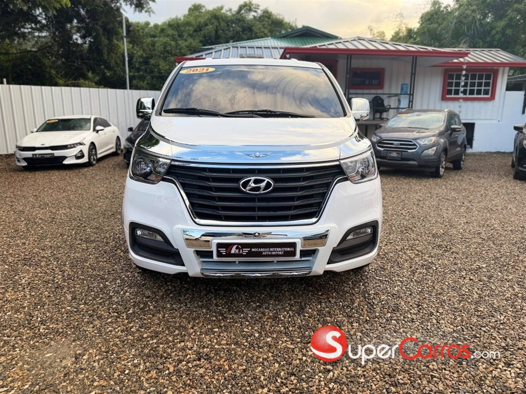 2021 Hyundai Grand Starex — foto 10 / 12