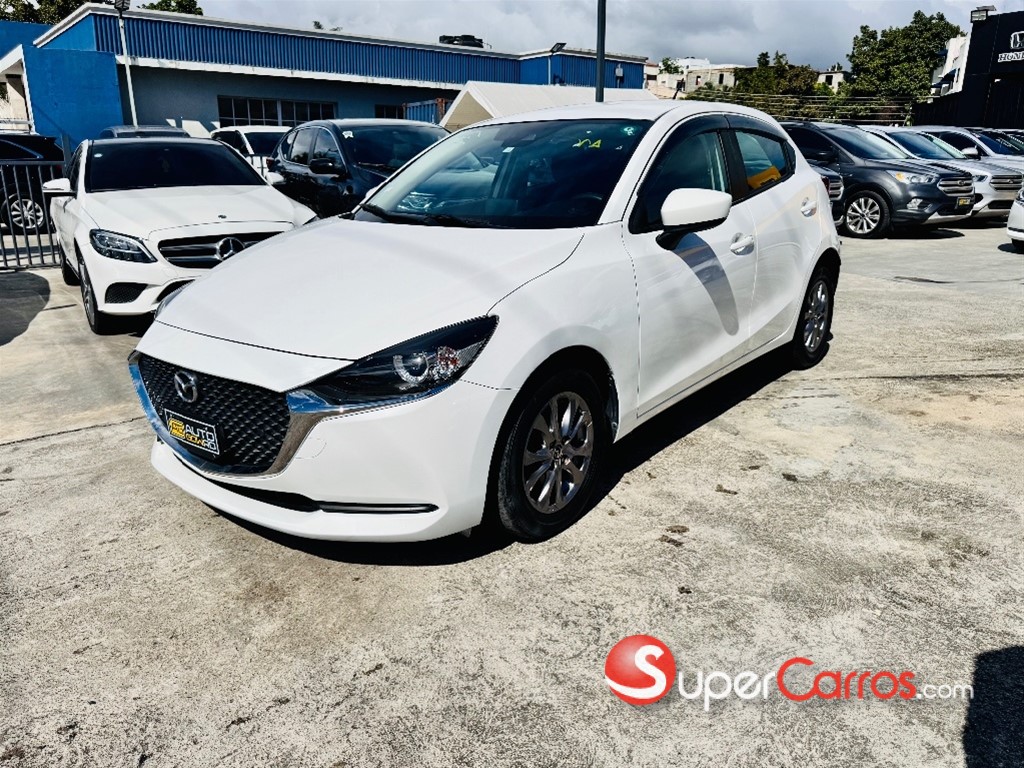 2021 Mazda 2 — foto 2 / 12