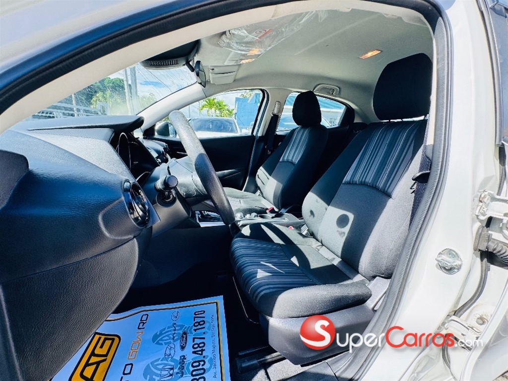 2021 Mazda 2 — foto 6 / 12