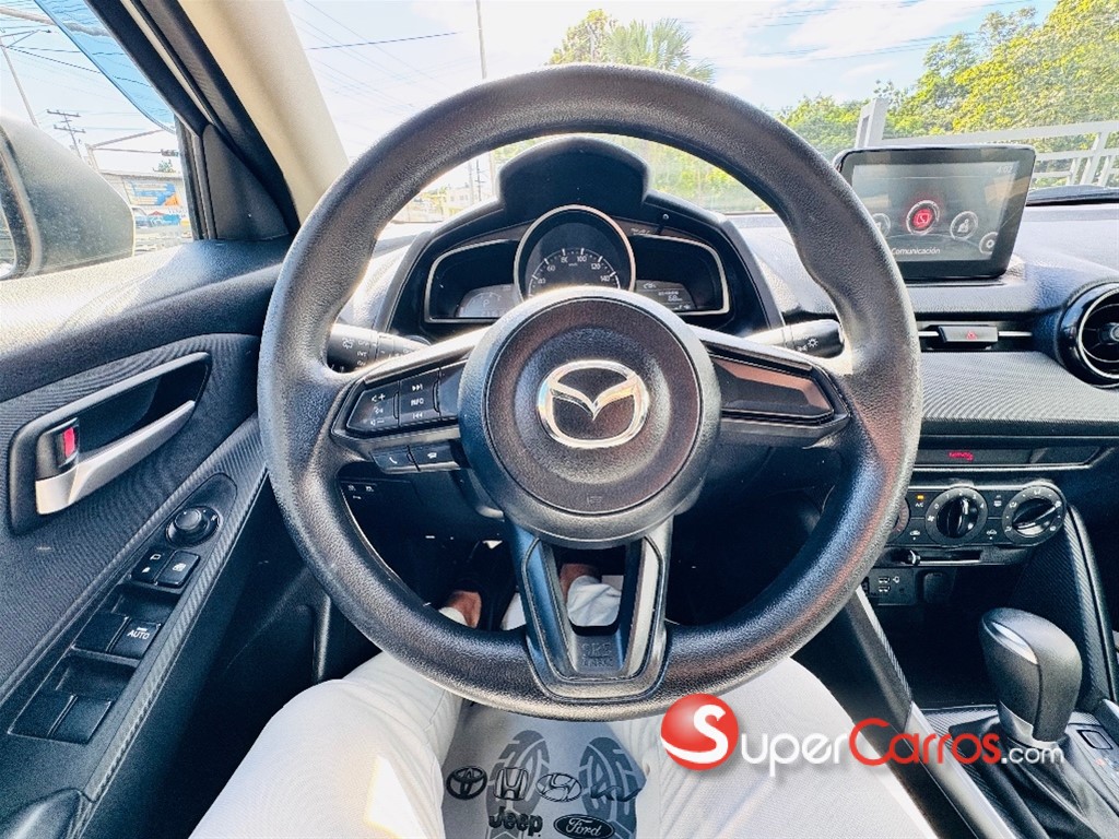 2021 Mazda 2 — foto 9 / 12