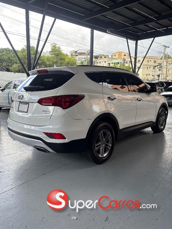 2017 Hyundai Santa Fe Ultimate — foto 7 / 9