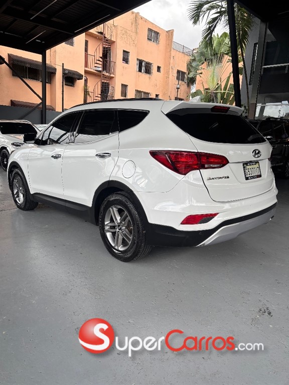 2017 Hyundai Santa Fe Ultimate — foto 8 / 9