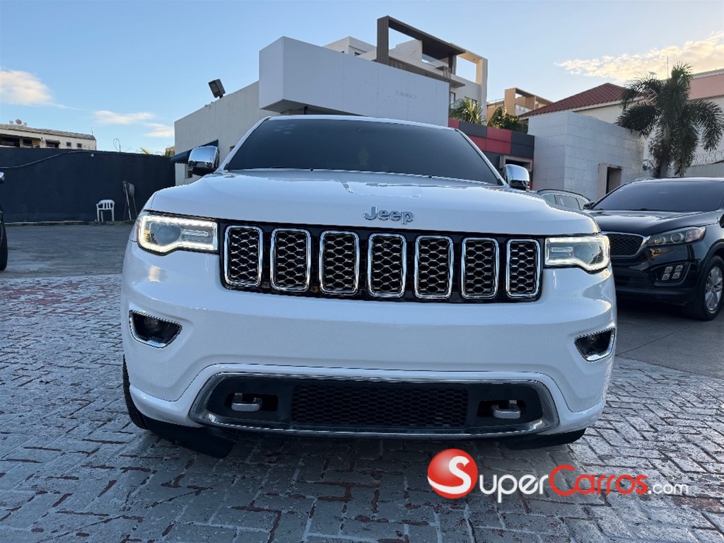 2018 Jeep Cherokee Overland — foto 2 / 9
