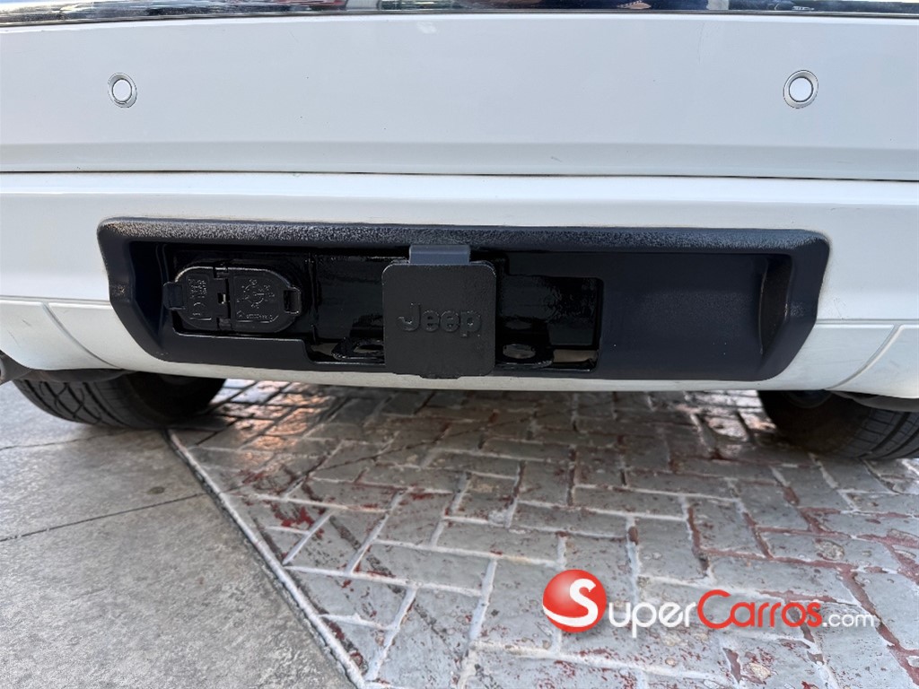 2018 Jeep Cherokee Overland — foto 3 / 9