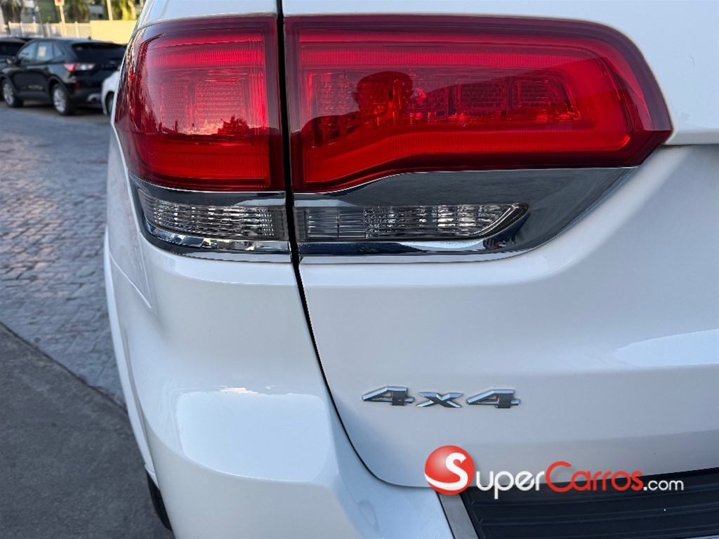 2018 Jeep Cherokee Overland — foto 5 / 9