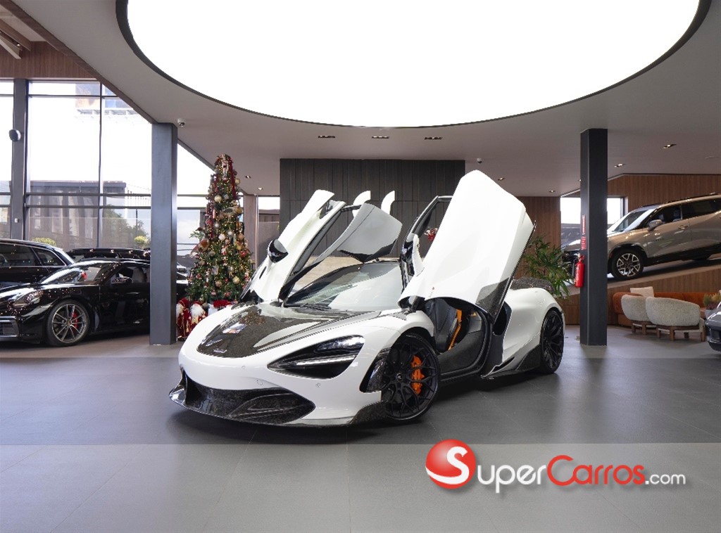 2018 McLaren 720