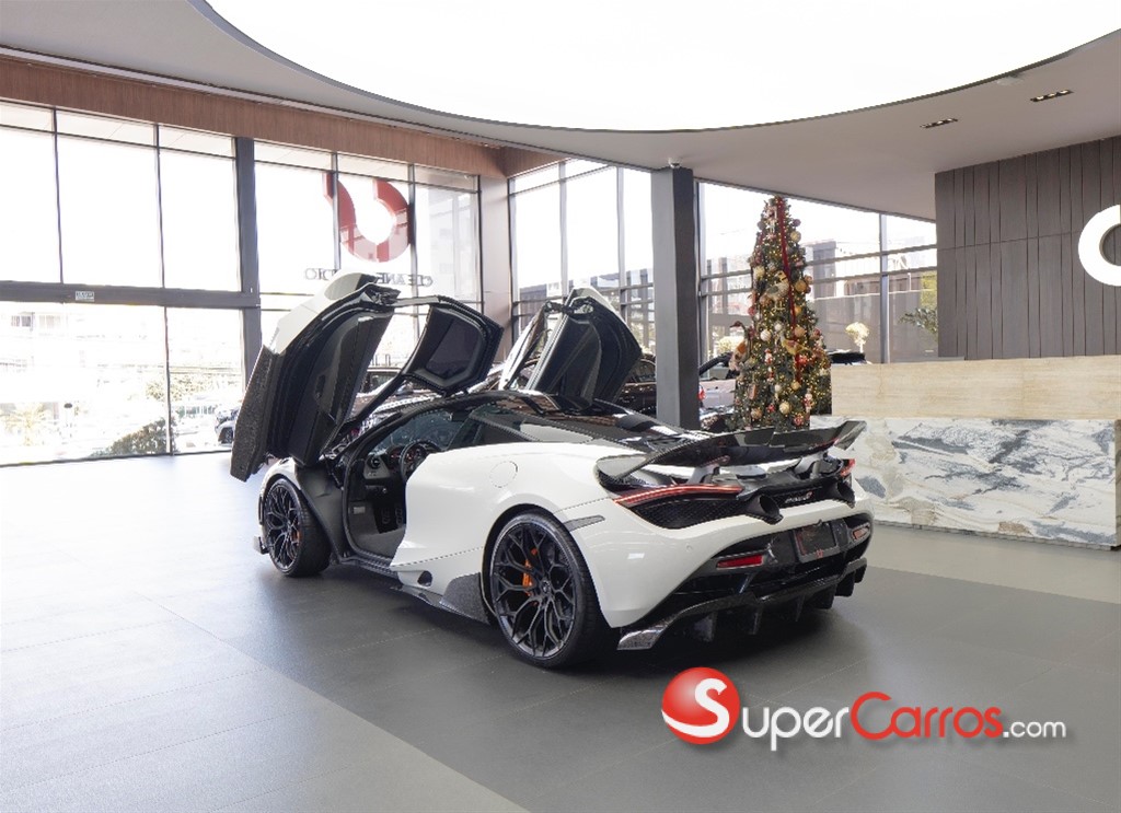 2018 McLaren 720 — foto 8 / 12