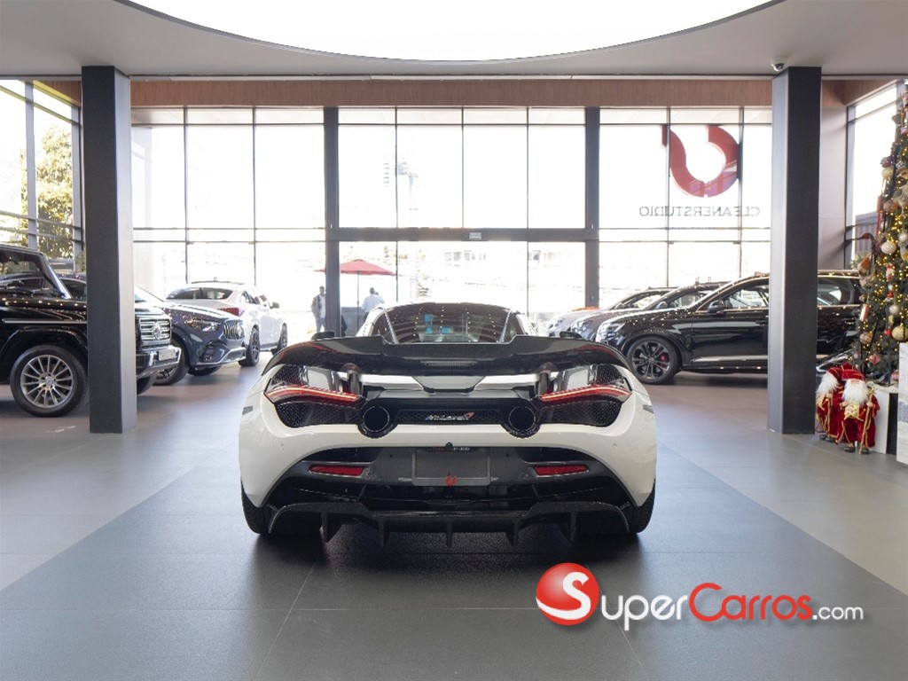 2018 McLaren 720 — foto 9 / 12