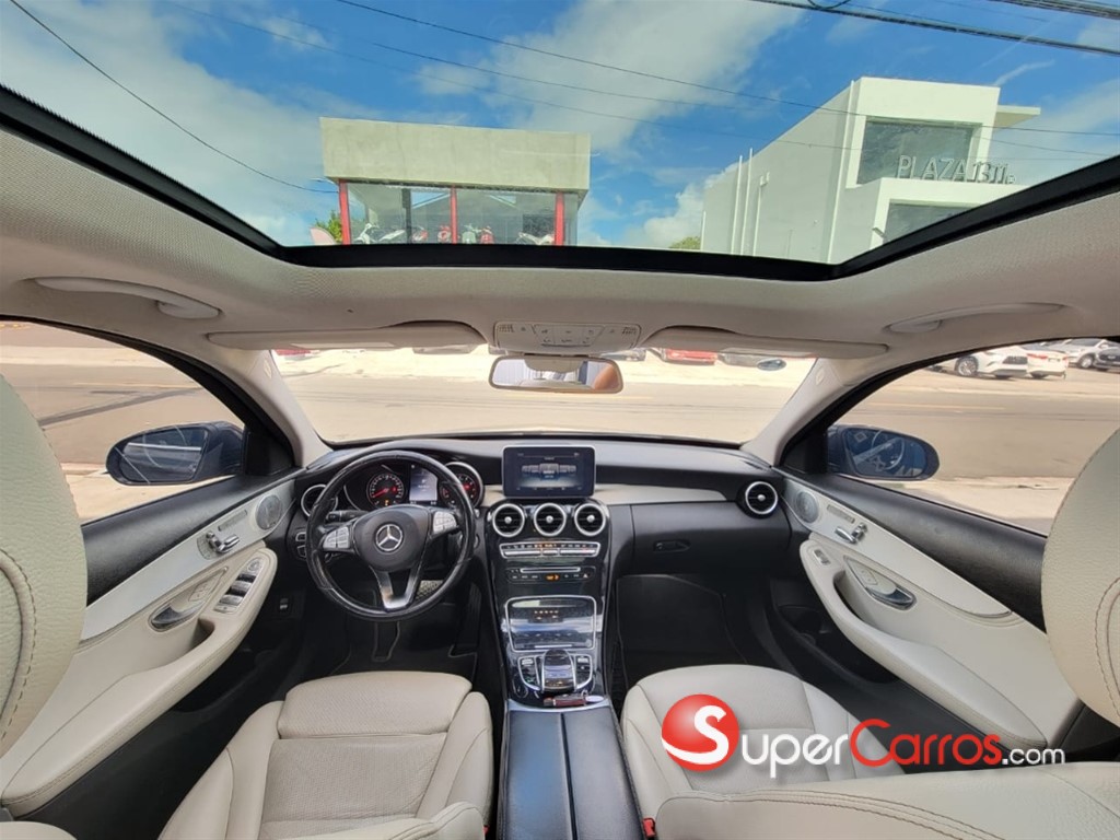 2016 Mercedes-Benz Clase C 300 4 Matic — foto 5 / 9