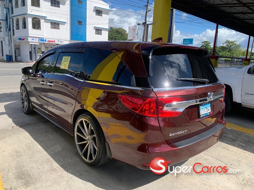 2018 Honda Odyssey Elite — foto 5 / 9