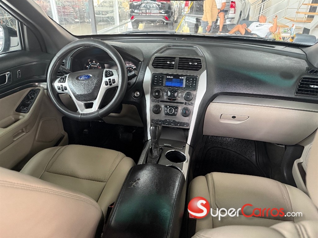 2014 Ford Explorer — foto 2 / 12
