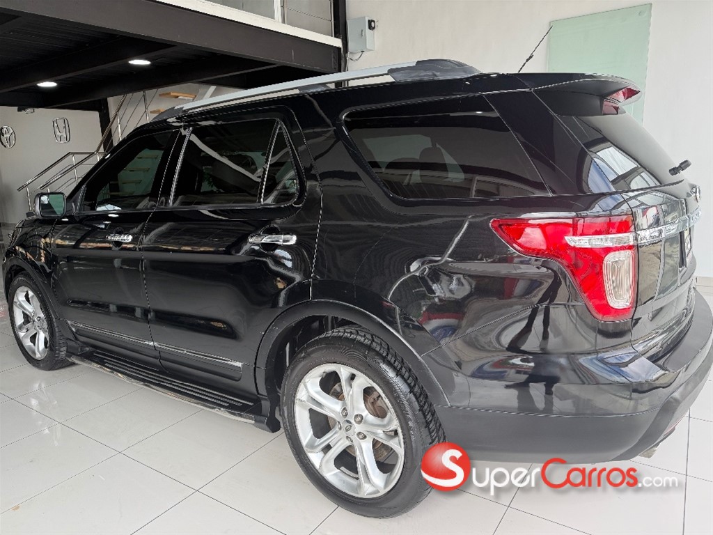 2014 Ford Explorer — foto 8 / 12