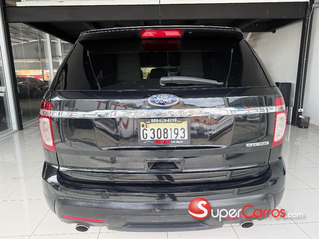 2014 Ford Explorer — foto 10 / 12