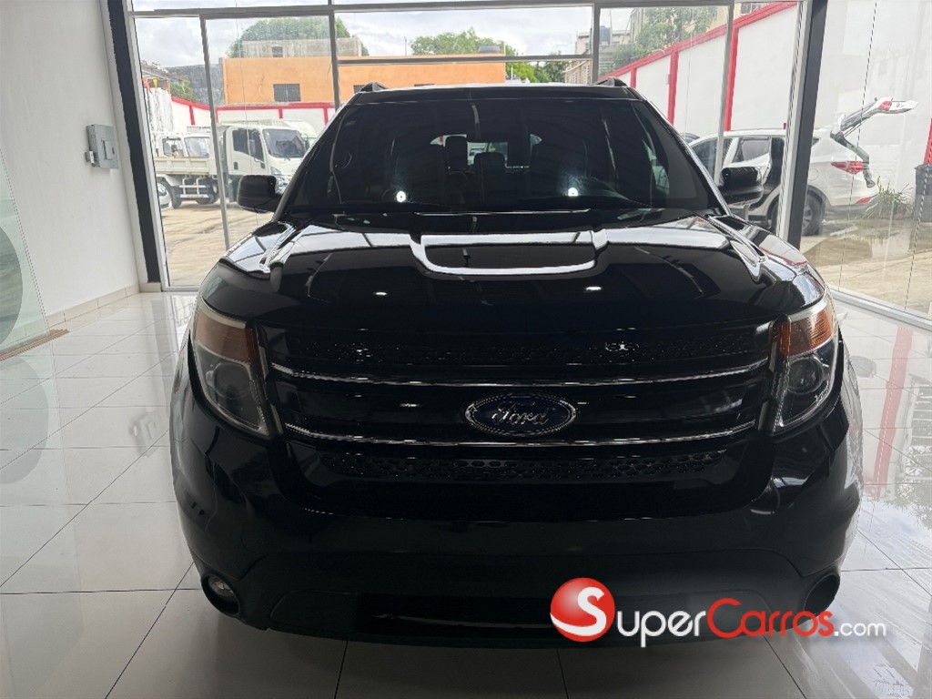 2014 Ford Explorer — foto 11 / 12