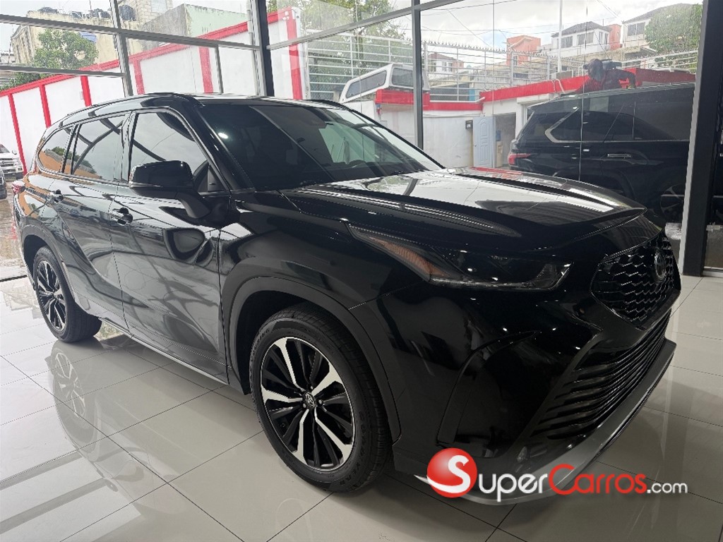 2022 Toyota Highlander XSE
