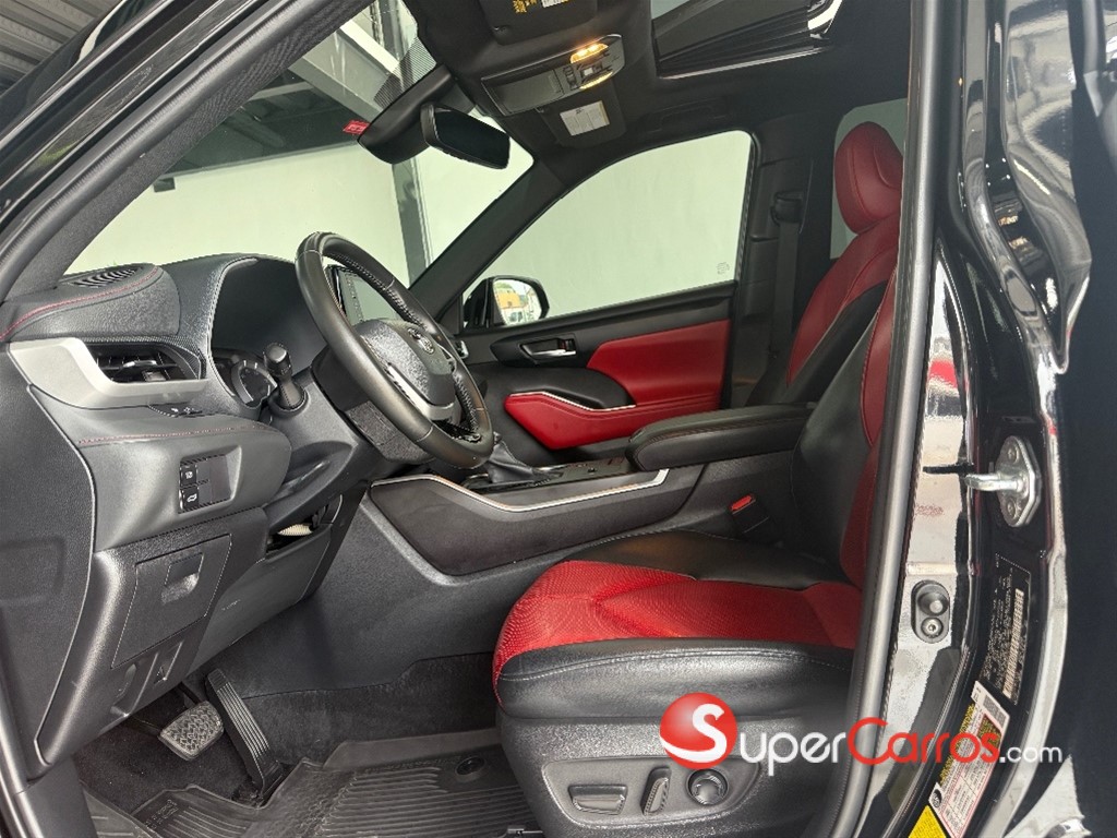 2022 Toyota Highlander XSE — foto 5 / 11