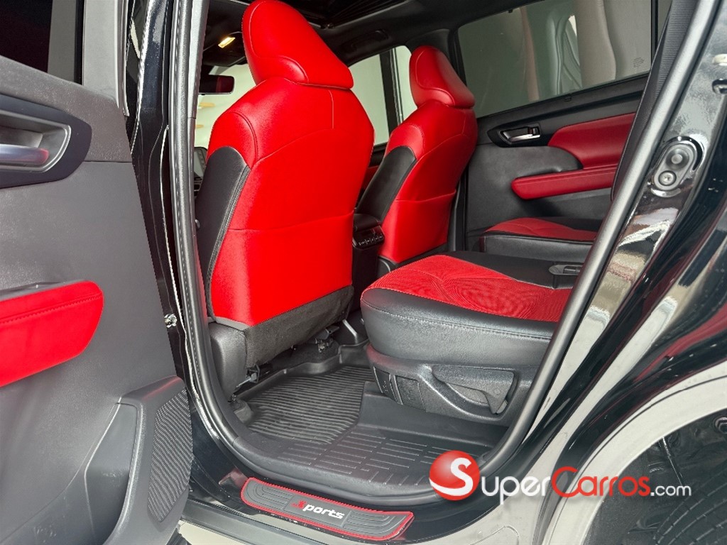 2022 Toyota Highlander XSE — foto 6 / 11