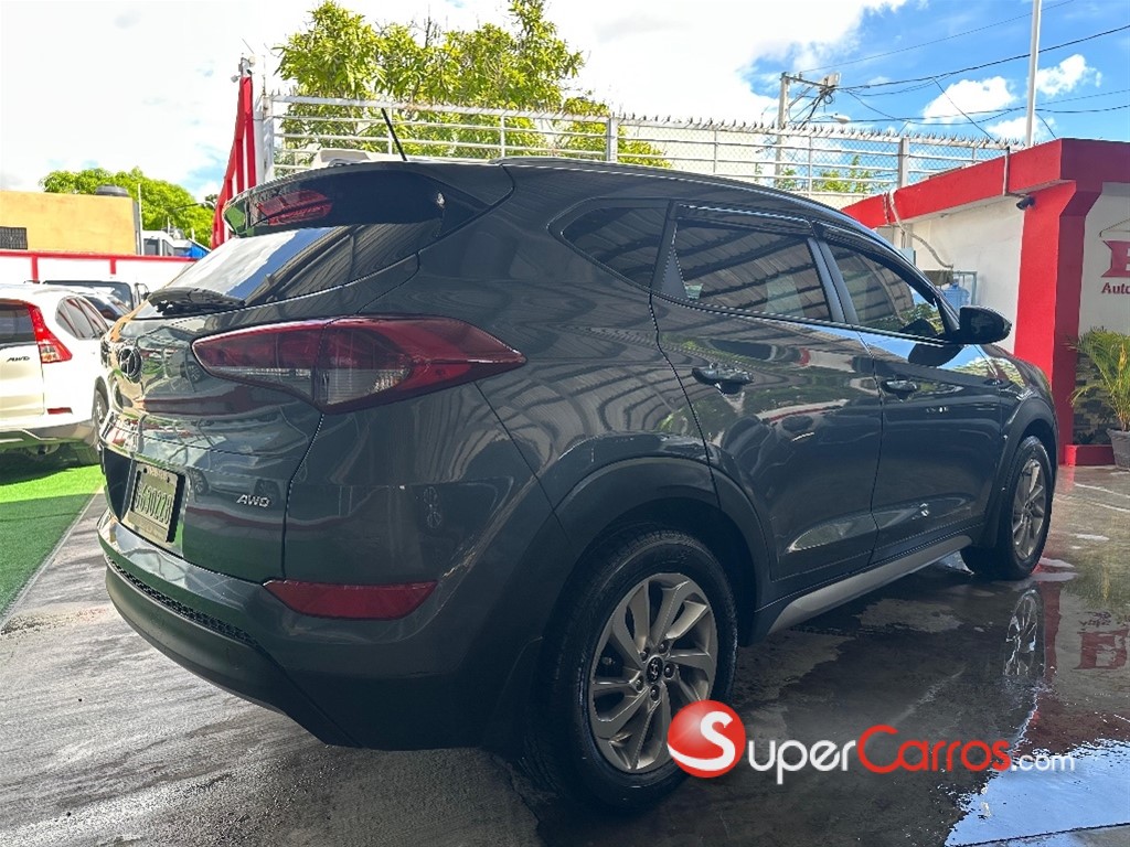 2017 Hyundai Tucson — foto 7 / 9