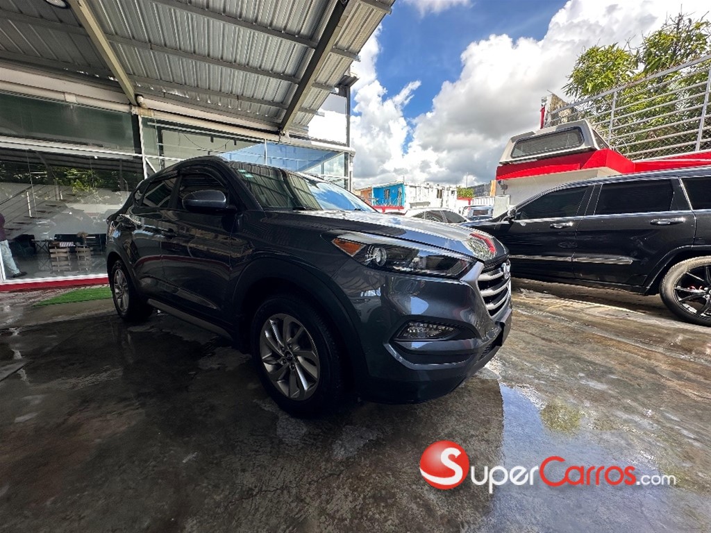 2017 Hyundai Tucson — foto 8 / 9