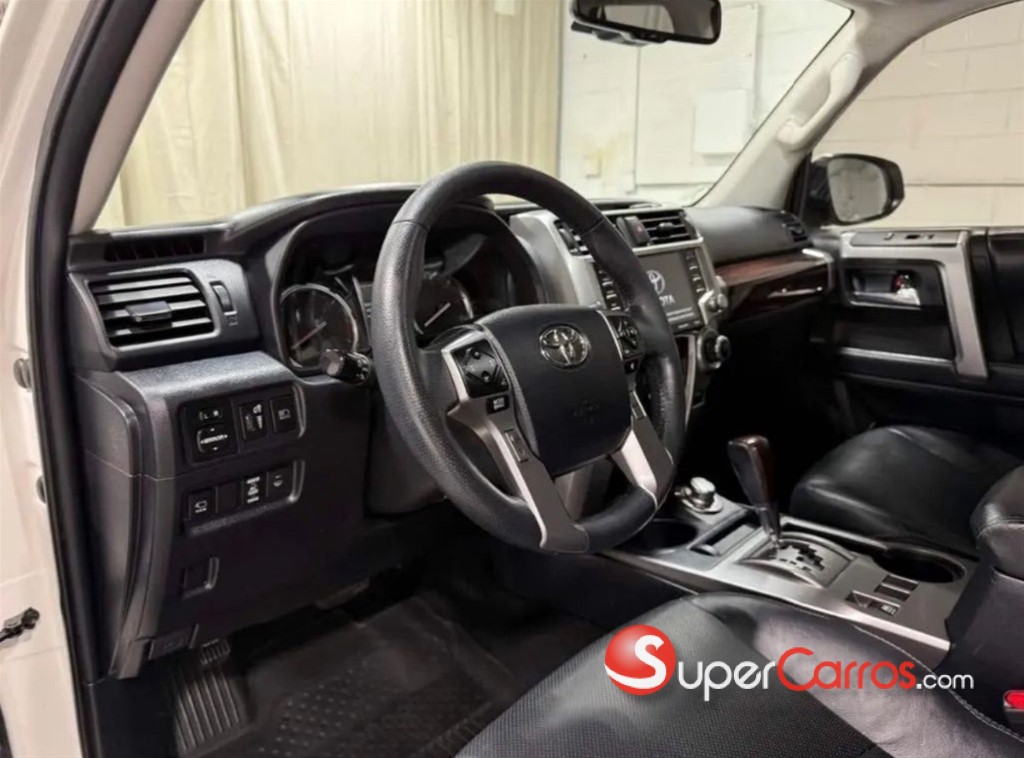 2022 Toyota 4 Runner Limited — foto 7 / 9
