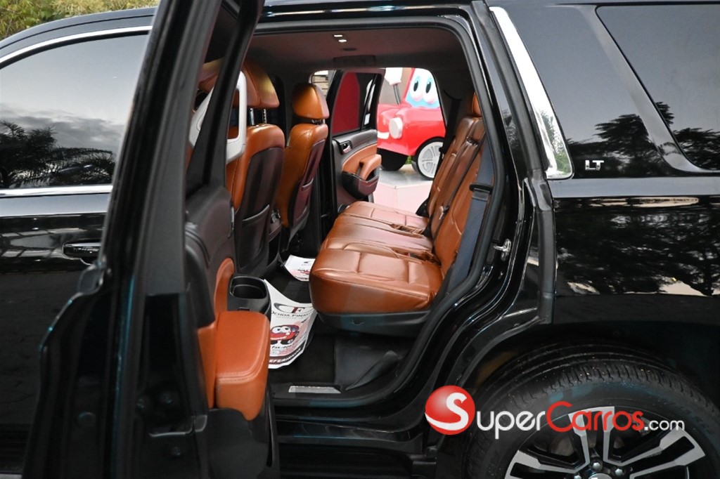 2015 Chevrolet Tahoe LT — foto 3 / 12