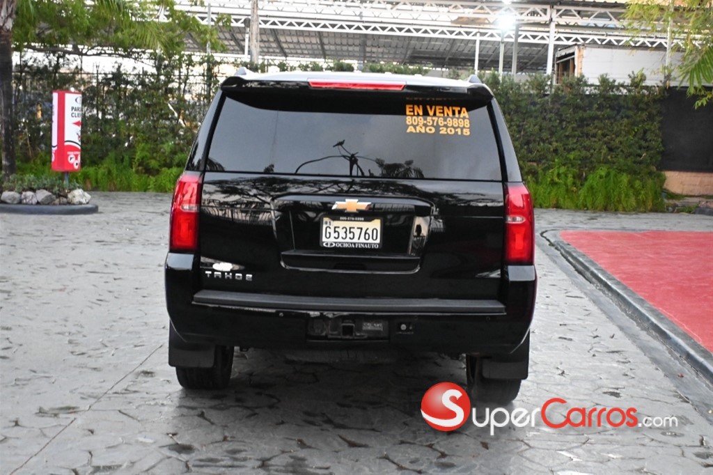 2015 Chevrolet Tahoe LT — foto 11 / 12