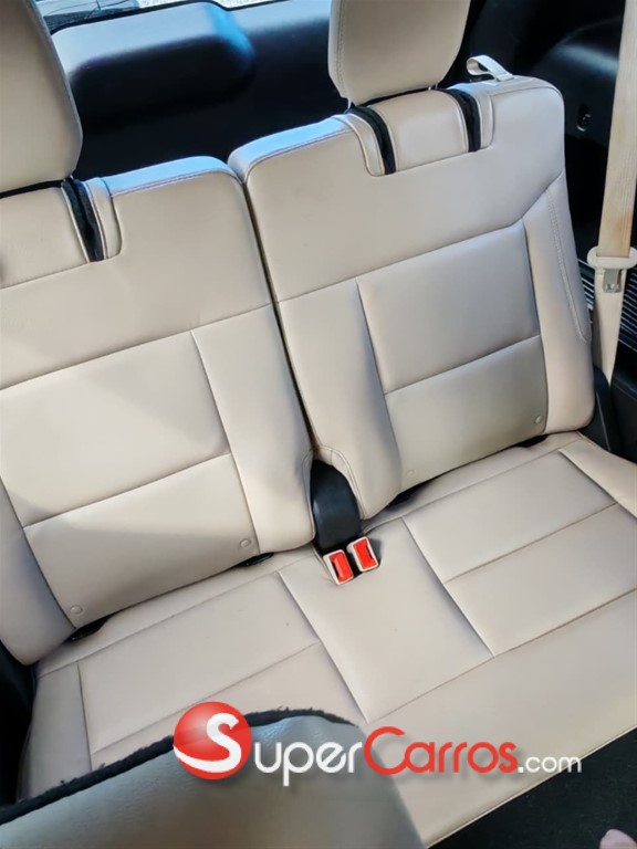 2020 Ford Explorer XLT — foto 7 / 10