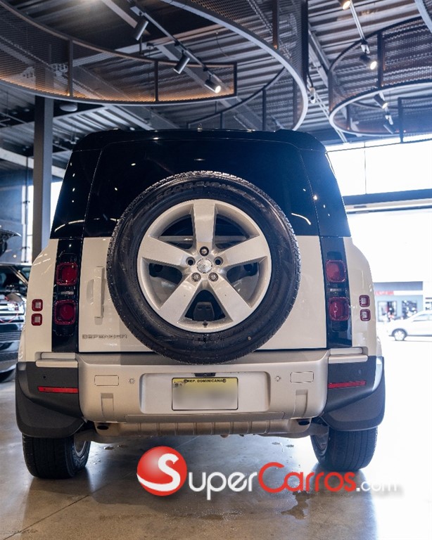 2024 Land Rover Defender — foto 6 / 12