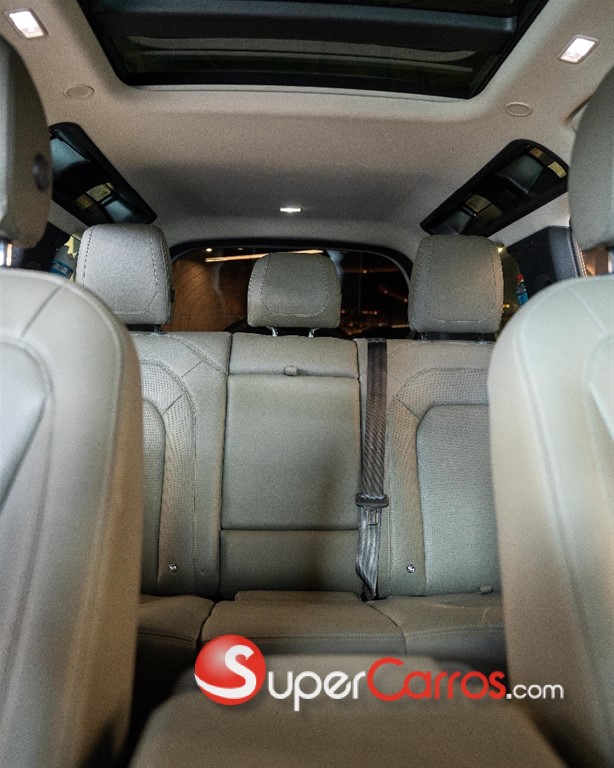 2024 Land Rover Defender — foto 10 / 12