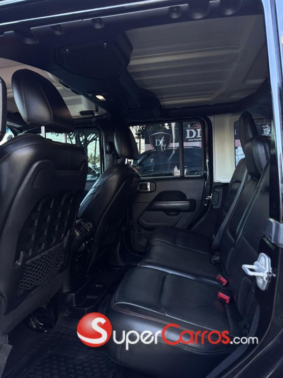2018 Jeep Wrangler Ultimate Rubicon — foto 4 / 10