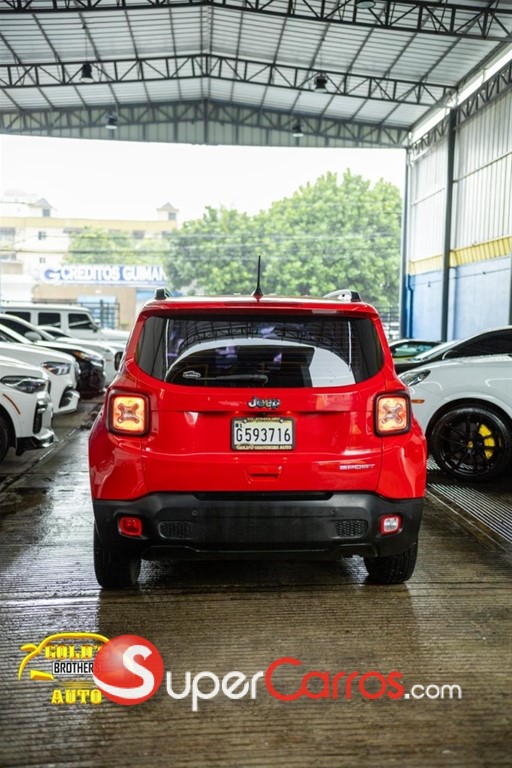 2023 Jeep Renegade Sport — foto 5 / 12