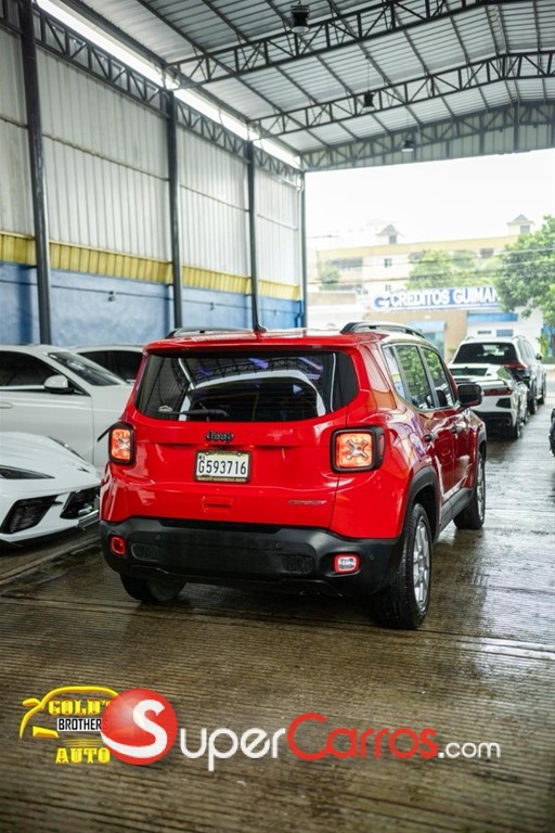 2023 Jeep Renegade Sport — foto 6 / 12