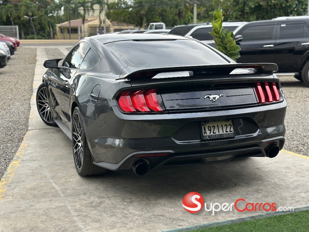 2018 Ford Mustang Ecoboost — foto 2 / 6