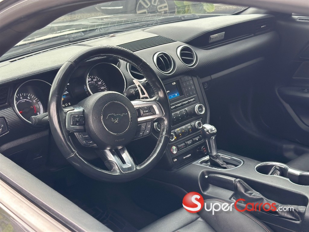 2018 Ford Mustang Ecoboost — foto 4 / 6